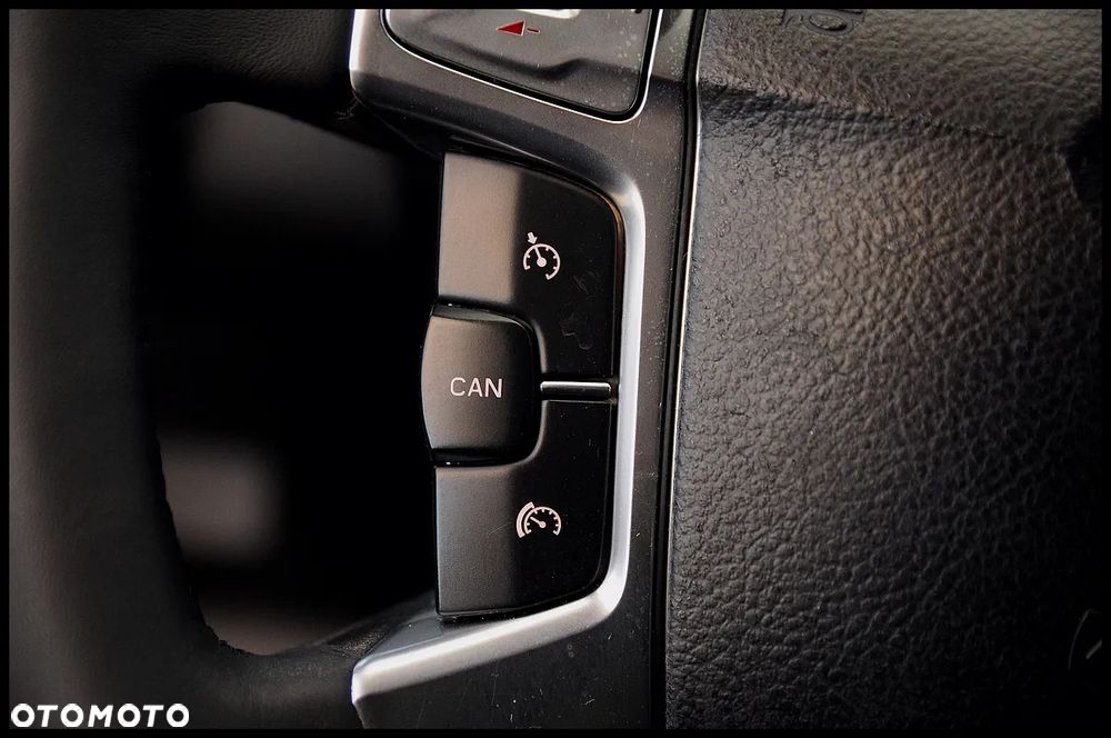 Ford S-Max 2.0 TDCi DPF Titanium X - 30