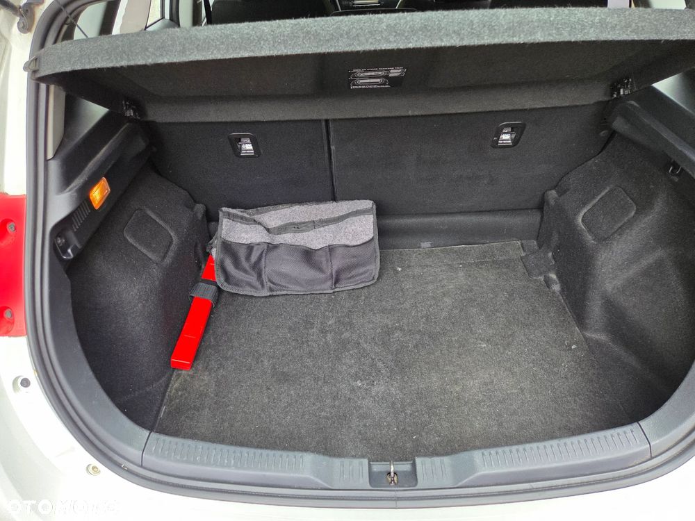 Toyota Auris 1.33 VVT-i Active - 7