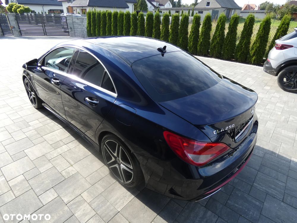 Mercedes-Benz CLA 250 Sport 4-Matic - 12