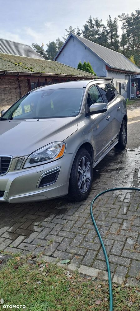 Volvo XC 60 D5 AWD Geartronic Momentum - 2