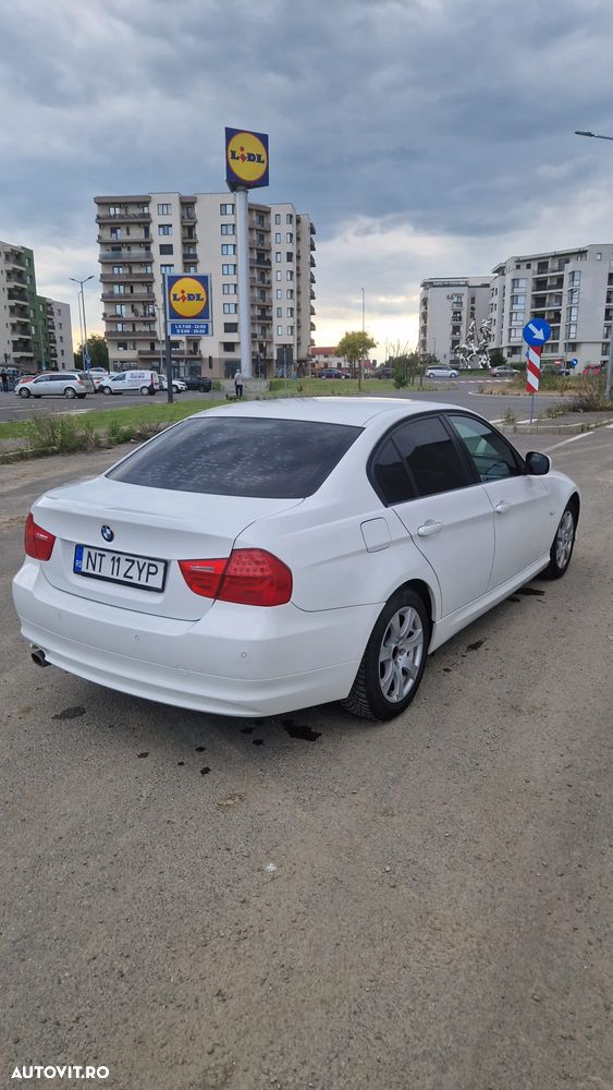 BMW Seria 3 - 13