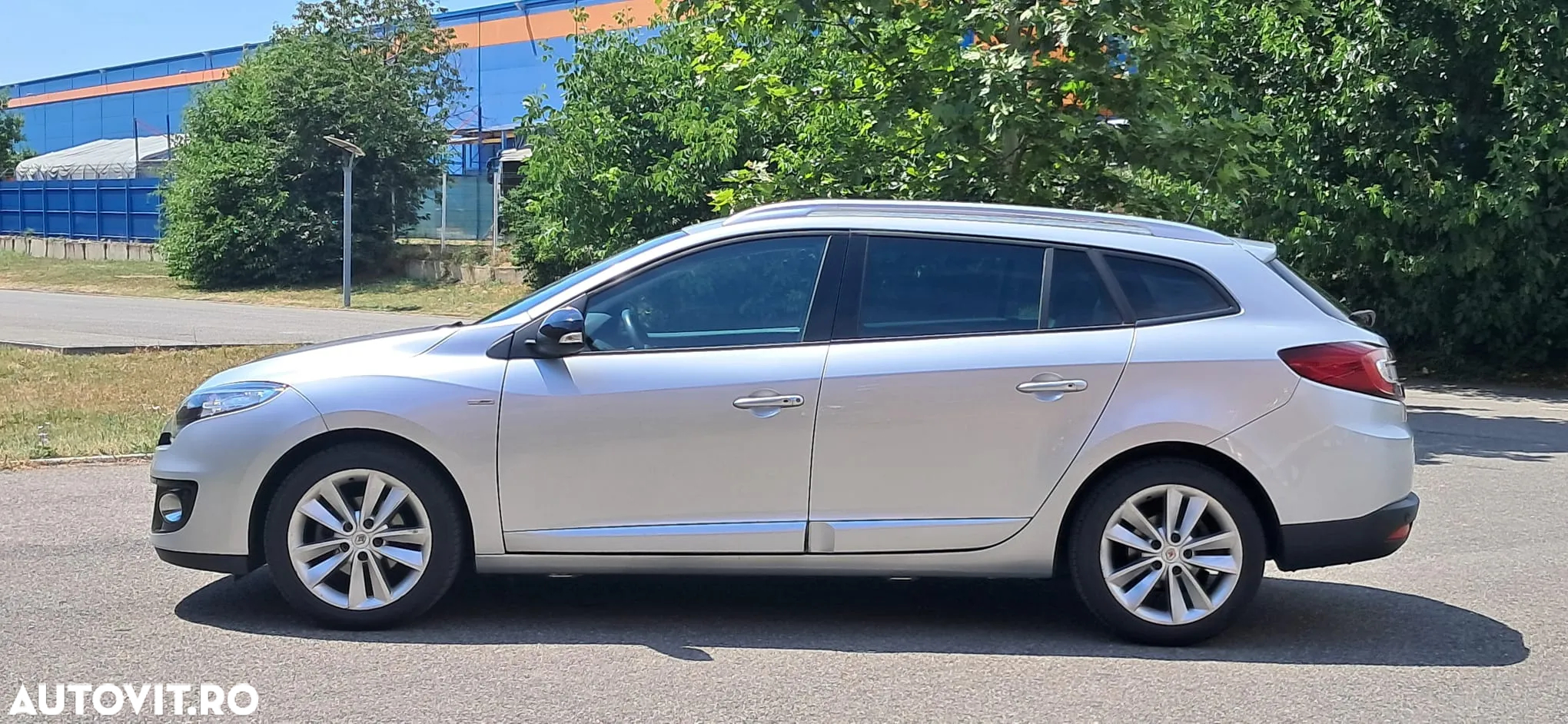 Renault Megane Grandtour ENERGY dCi 110 Start & Stopp Bose Edition - 12