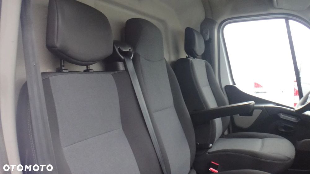 Renault Master - 11
