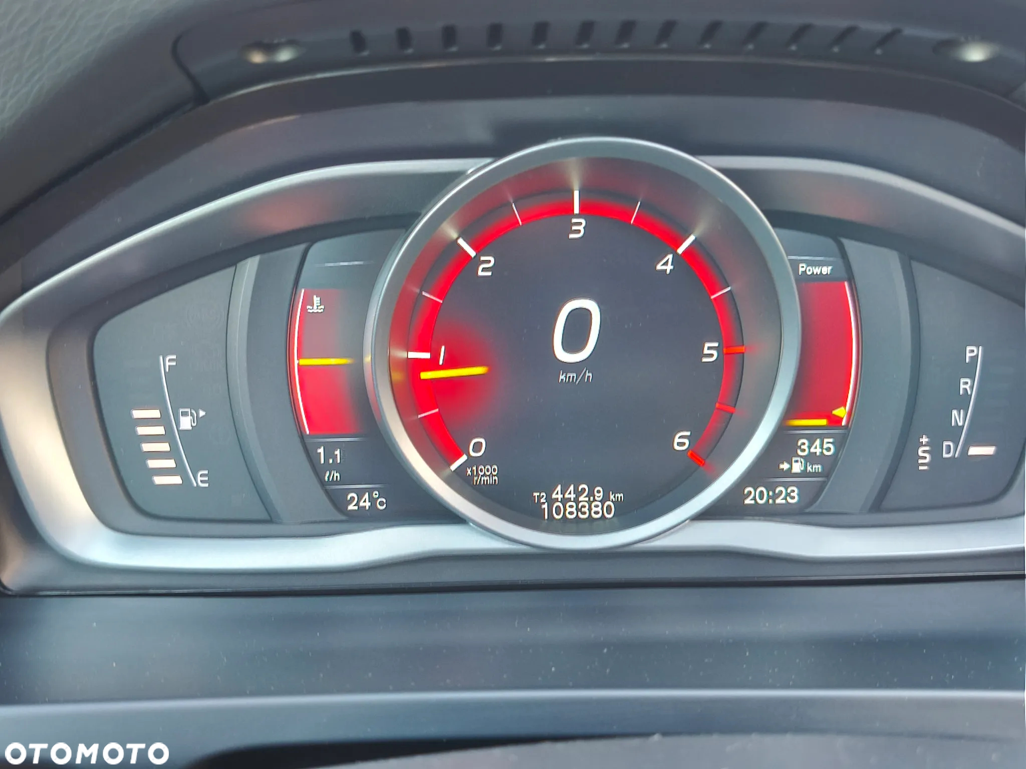 Volvo V60 D4 Drive-E Momentum - 36