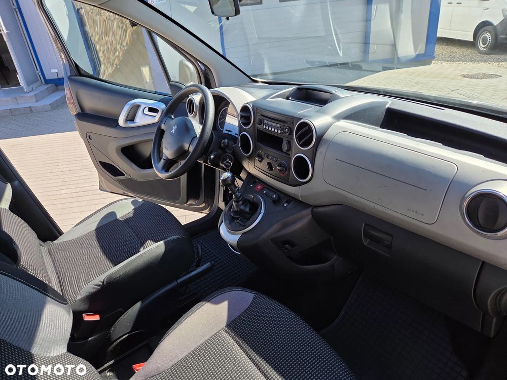 Peugeot Partner 1.6 BlueHDi Outdoor S&S 7os - 27