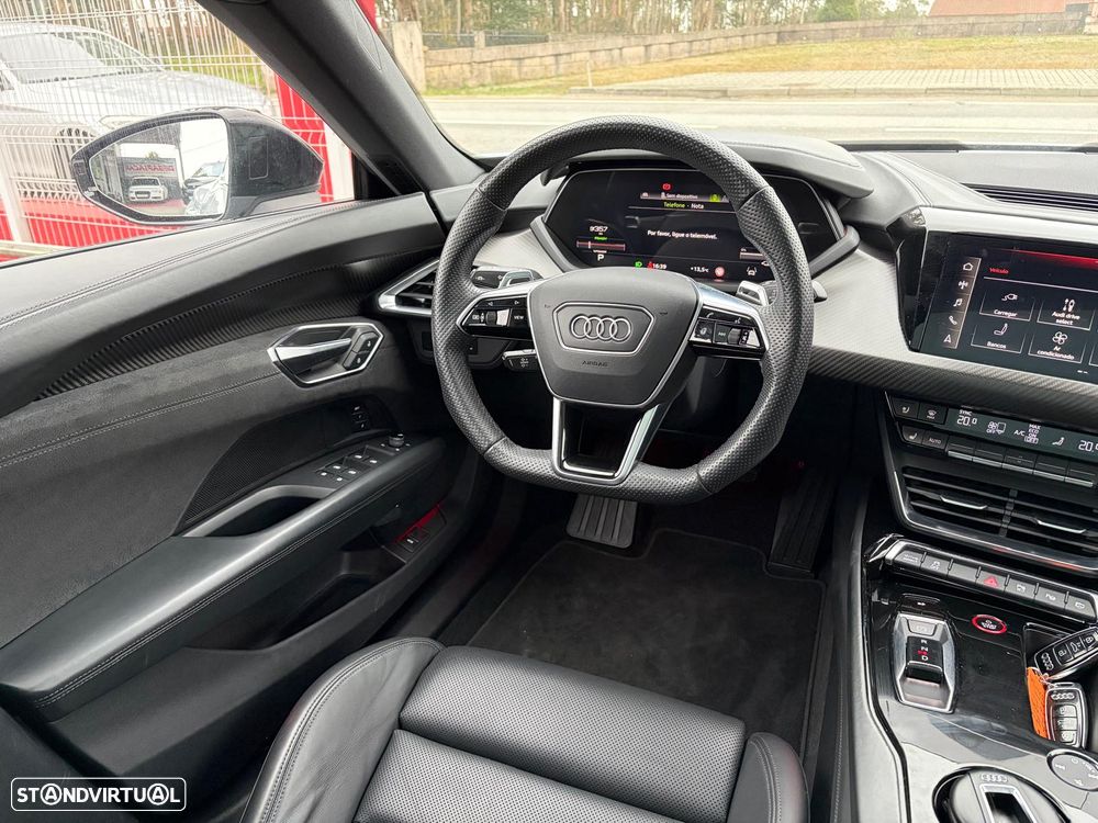 Audi e-tron GT quattro - 40