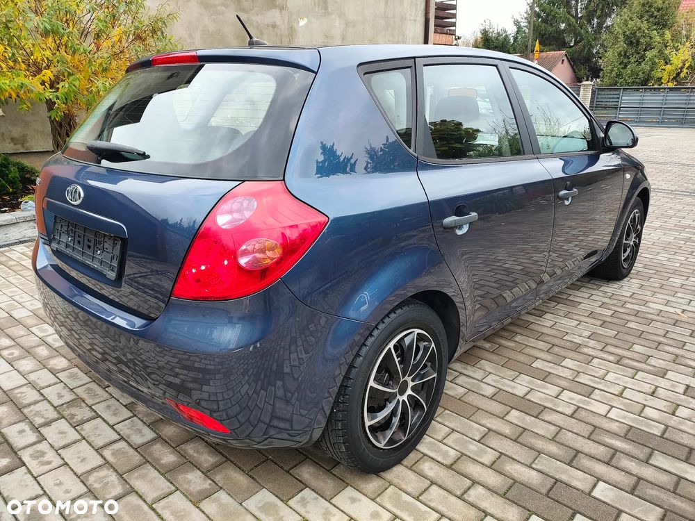 Kia Ceed 1.4 CVVT LX Basis - 3