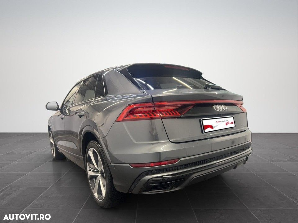 Audi Q8 - 4