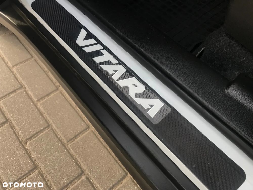 Suzuki Vitara 1.4 Boosterjet Premium 2WD - 23