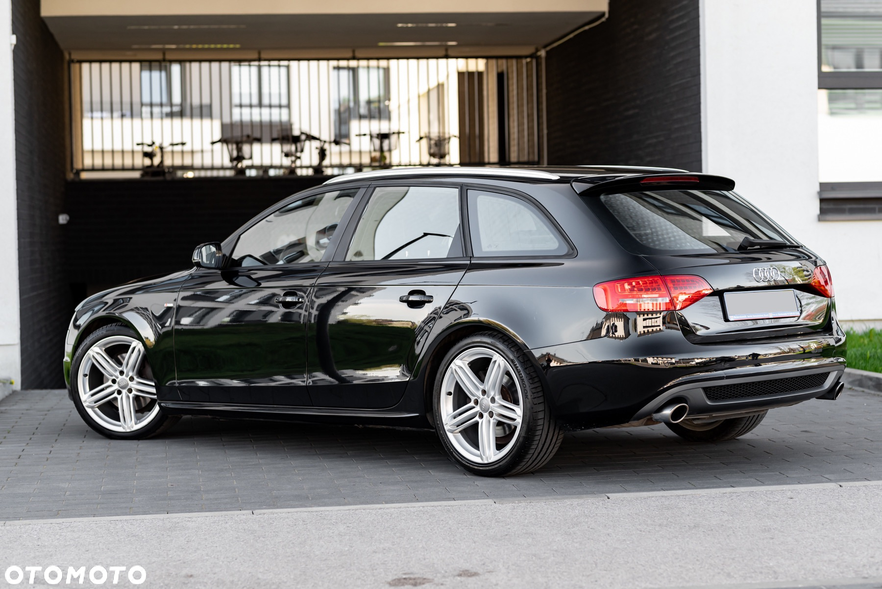 Audi A4 Avant 2.0 TFSI quattro S line Sportpaket - 14
