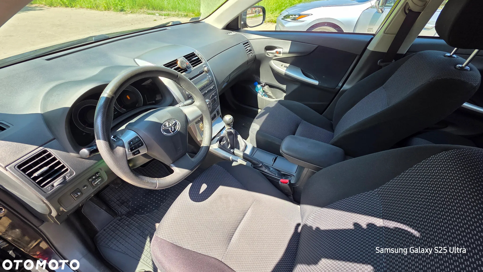 Toyota Corolla 1.6 Premium - 9