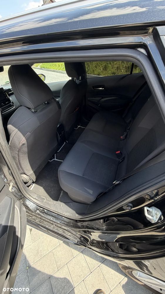 Toyota Corolla 2.0 Hybrid Comfort - 11