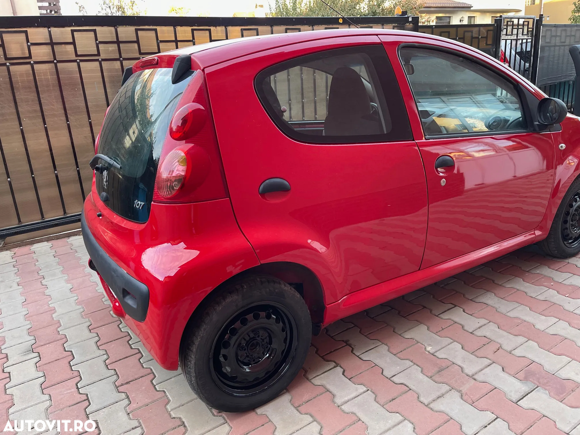 Peugeot 107 One 1.0 E - 4