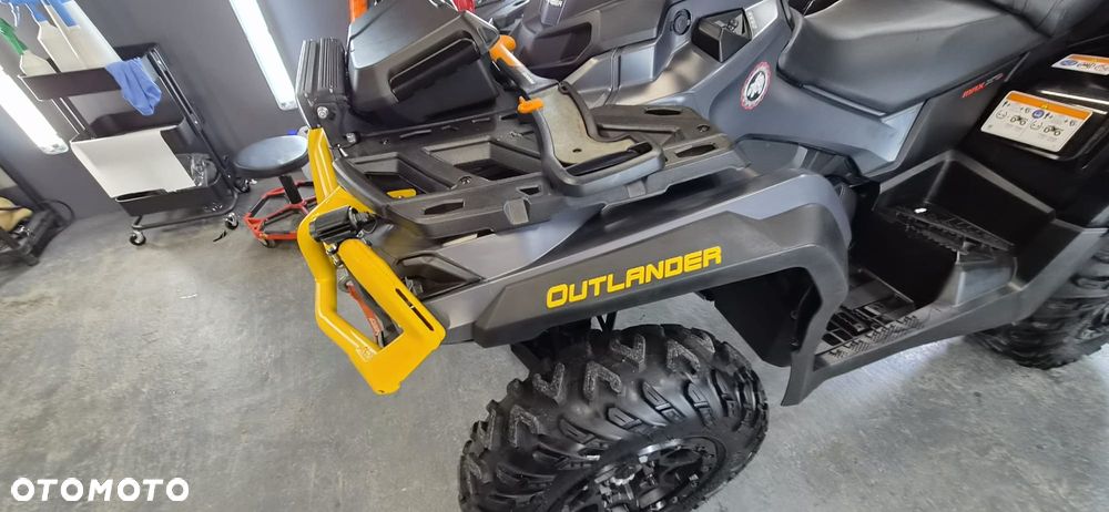 Can-Am Outlander Max - 12