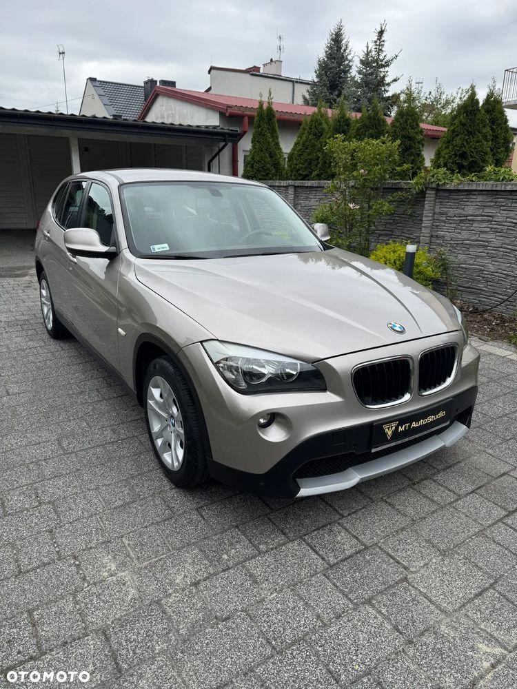 BMW X1 sDrive18i - 1