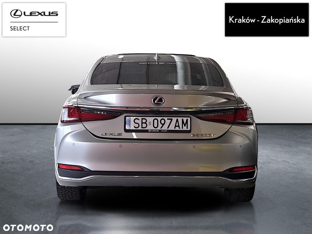 Lexus ES 300h Business Edition - 9