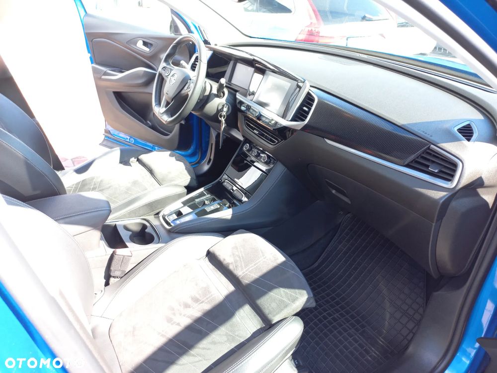 Opel Grandland 1.2 T GS S&S - 12