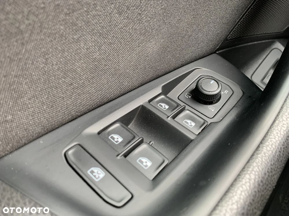 Volkswagen Passat 1.5 TSI EVO Business DSG - 20