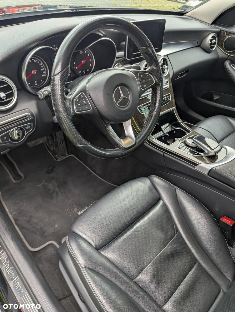 Mercedes-Benz Klasa C 300 7G-TRONIC - 6