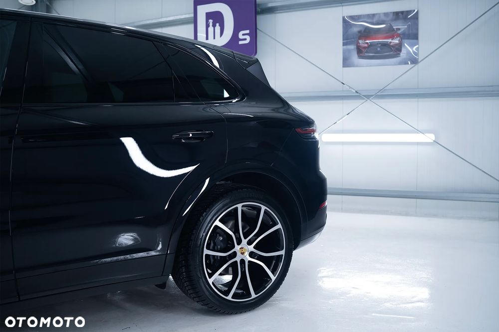 Porsche Cayenne Platinum Edition - 5