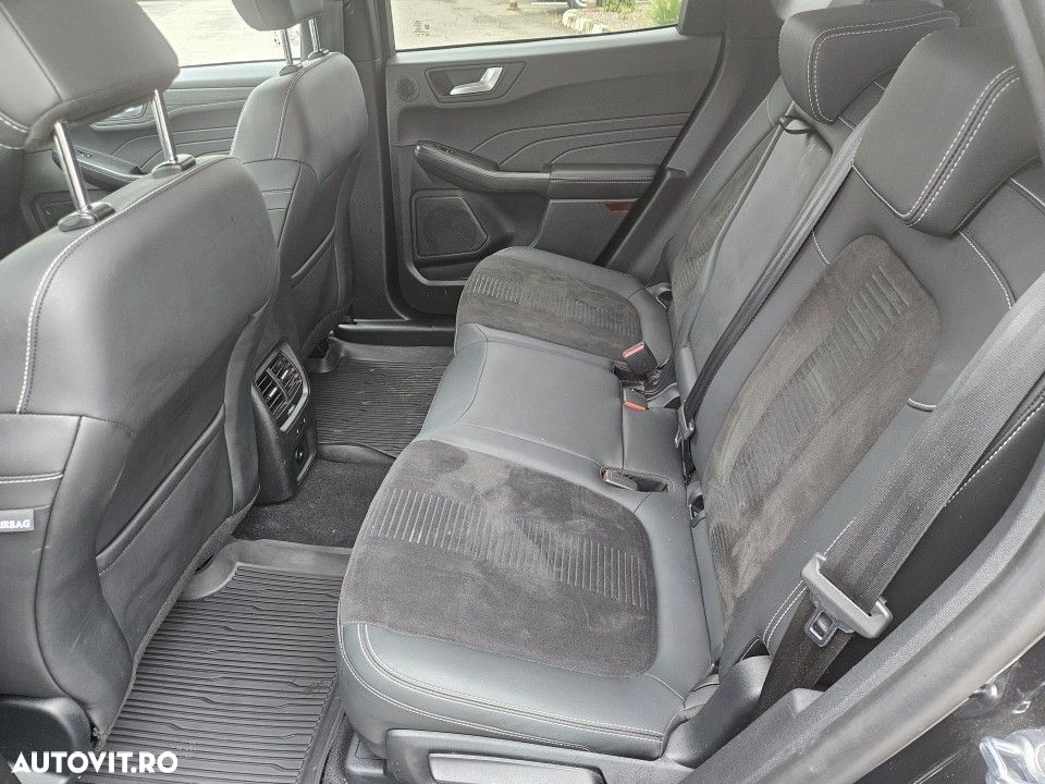 Ford Kuga - 9