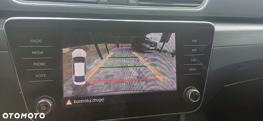 Skoda Superb 2.0 TDI Style DSG - 26