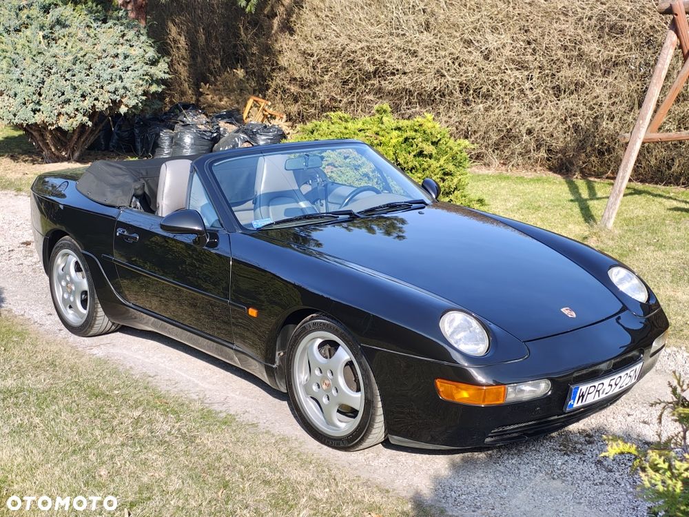 Porsche 968 - 8