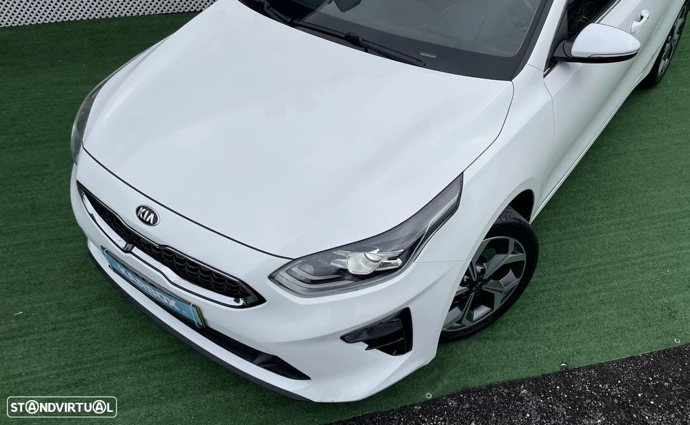 Kia Ceed SW 1.0 T-GDI TX+SRF - 12