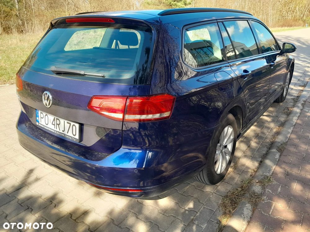 Volkswagen Passat - 5