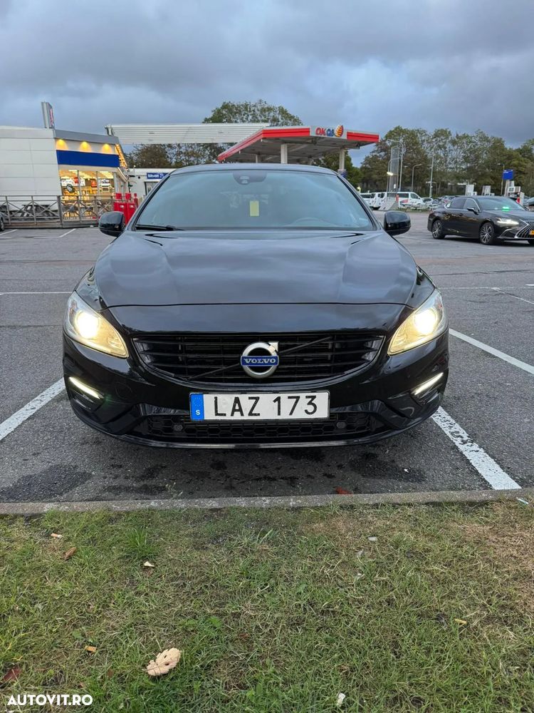 Volvo S60 D4 AWD Geartronic RDesign - 8