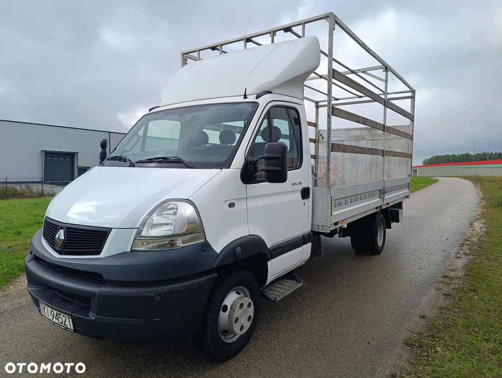 Renault Mascott
