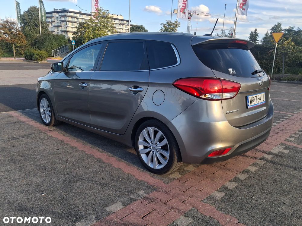 Kia Carens 1.7 CRDi M 7os - 5