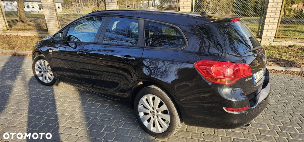 Opel Astra 1.4 Turbo 150 Jahre - 25