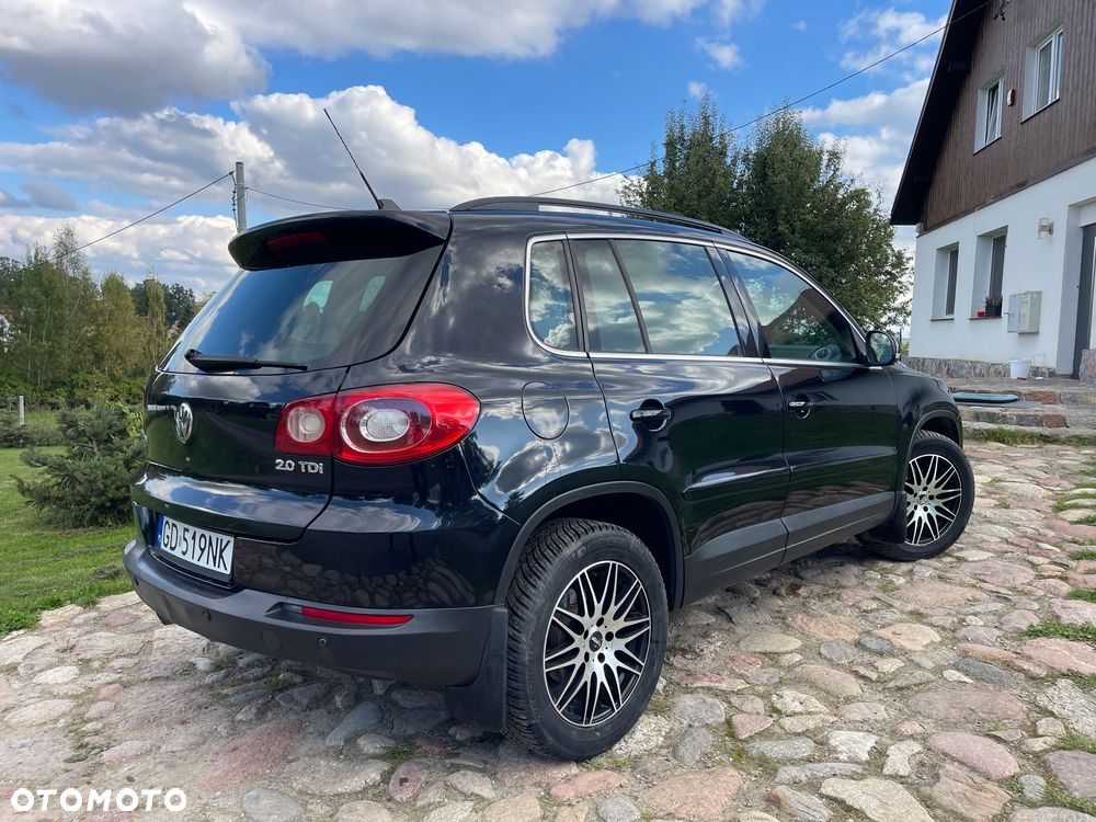 Volkswagen Tiguan 2.0 TDI 4Mot Sport DSG - 9