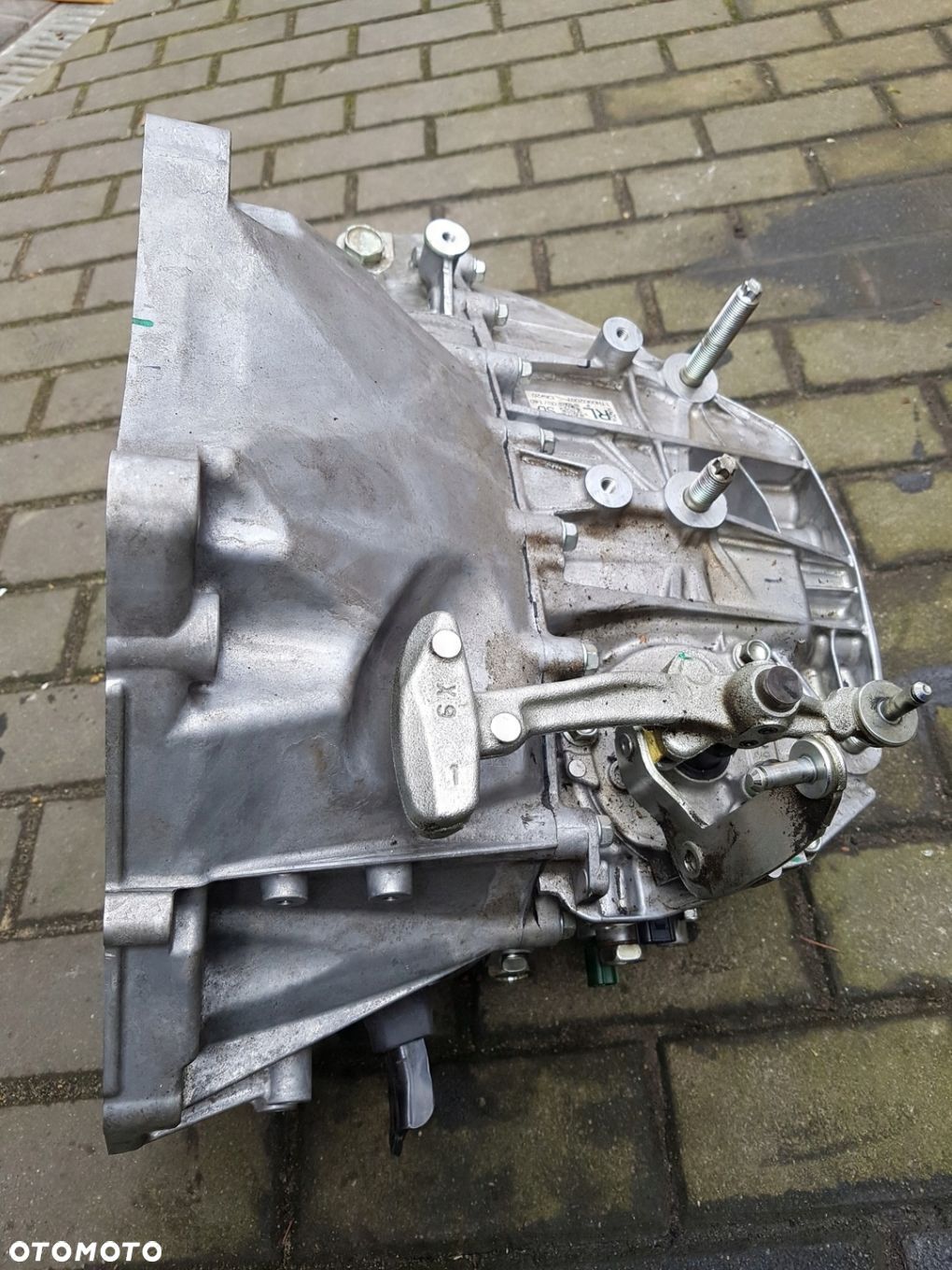 MAZDA CX30 CX-30 skrzynia biegów 5 biegowa CB12-03-000 CAW20 - 1