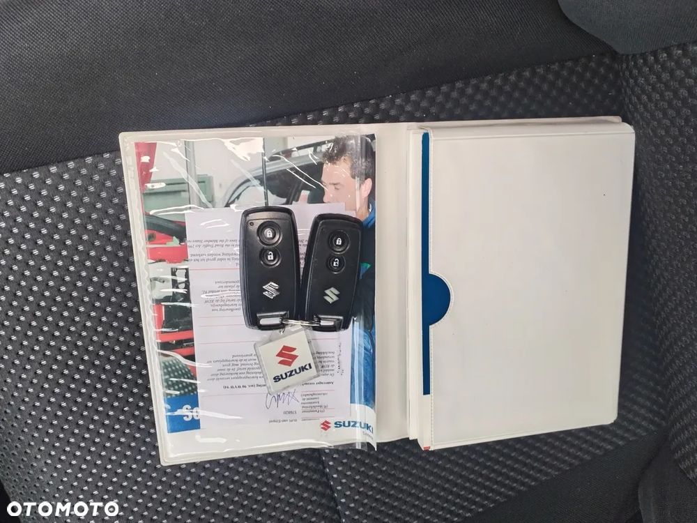 Suzuki Grand Vitara 2.0 Comfort Family - 23