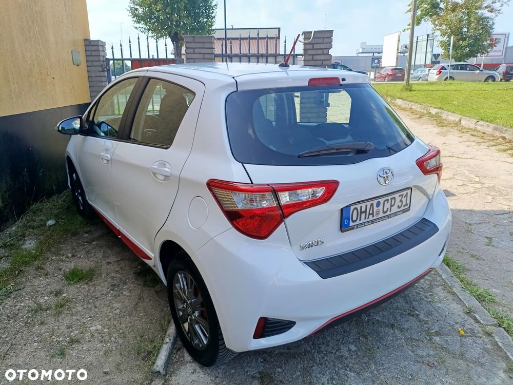 Toyota Yaris 1.5 Premium - 19