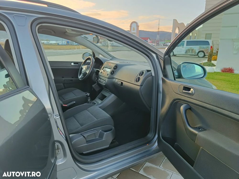 Volkswagen Golf Plus 2.0 TDI Comfortline DPF - 10