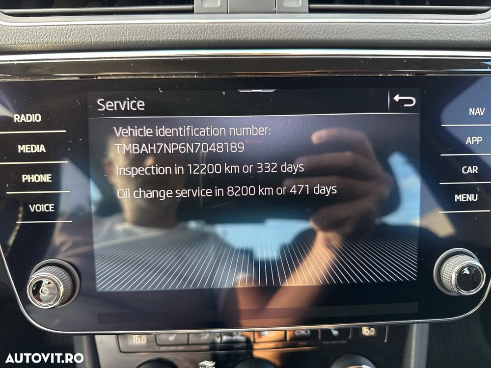 Skoda Superb 2.0 TDI DSG Ambition - 29