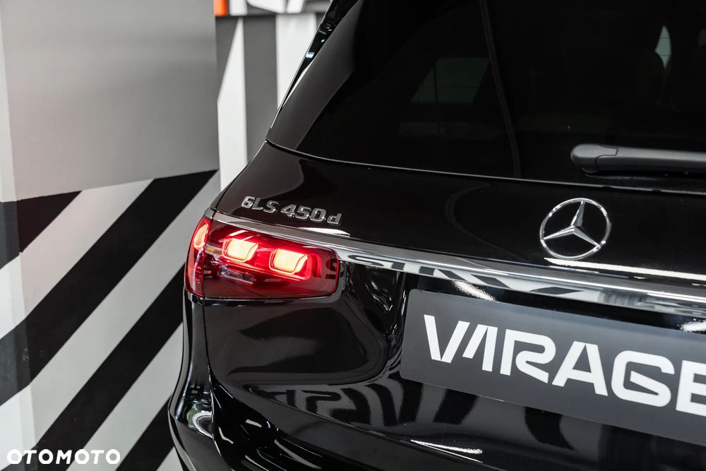 Mercedes-Benz GLS - 24