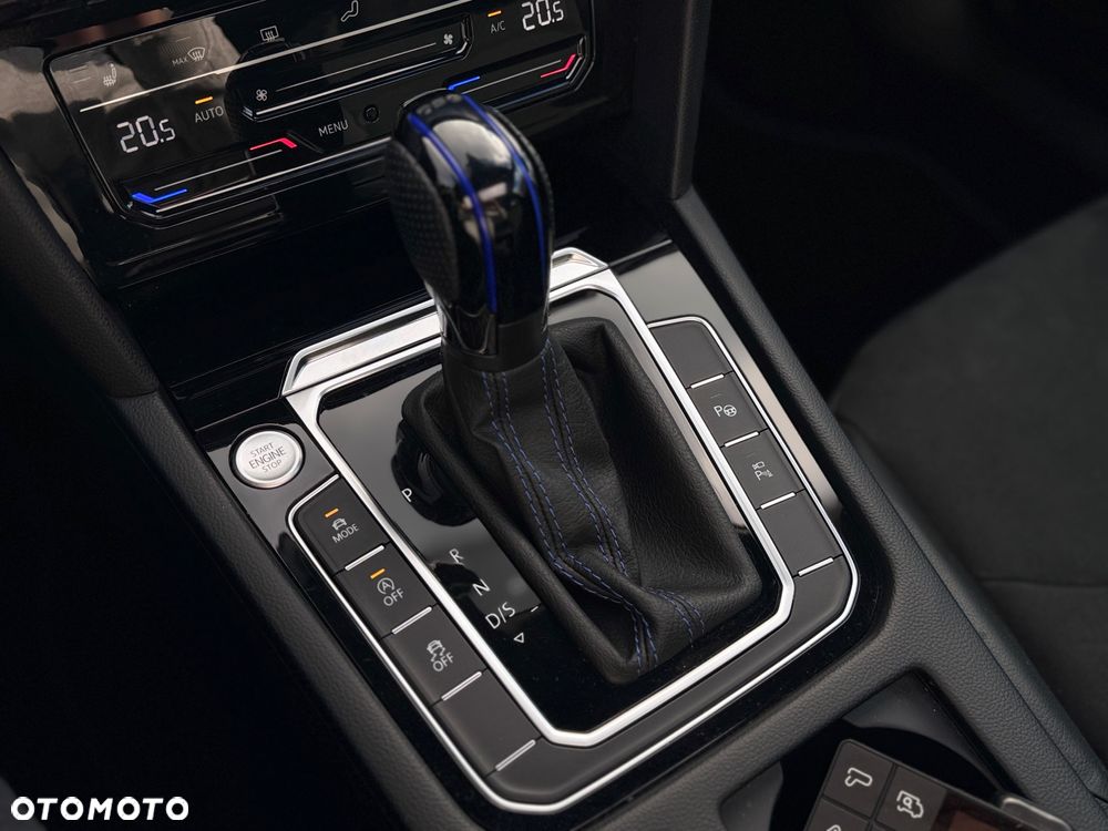 Volkswagen Arteon 2.0 TSI 4Motion R DSG - 23