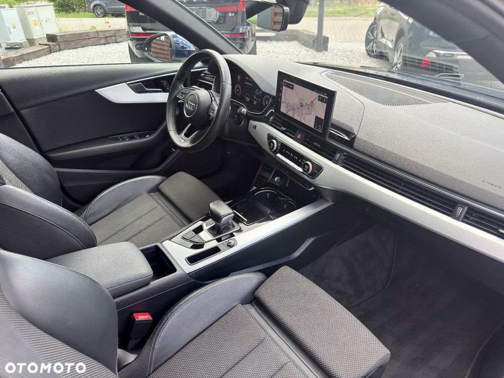 Audi A4 Avant 40 TFSI mHEV S Line S tronic - 24