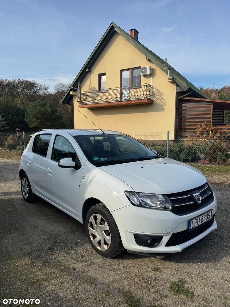 Dacia Sandero 1.2 16V 75 Laureate - 4