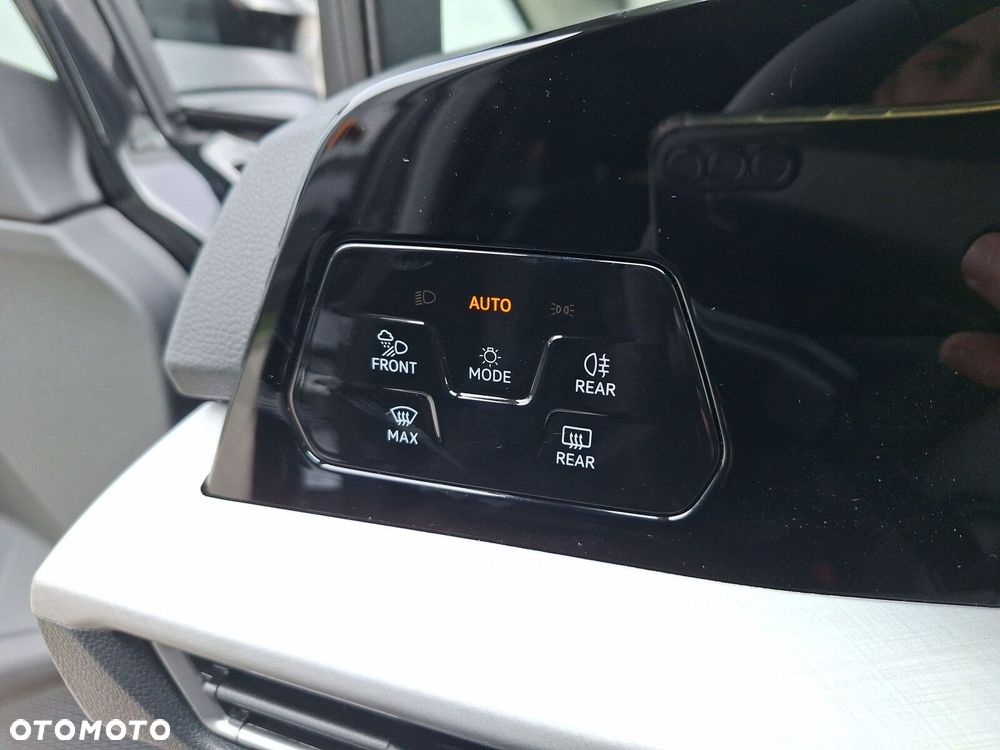 Volkswagen Golf 1.5 TSI Life Plus - 17