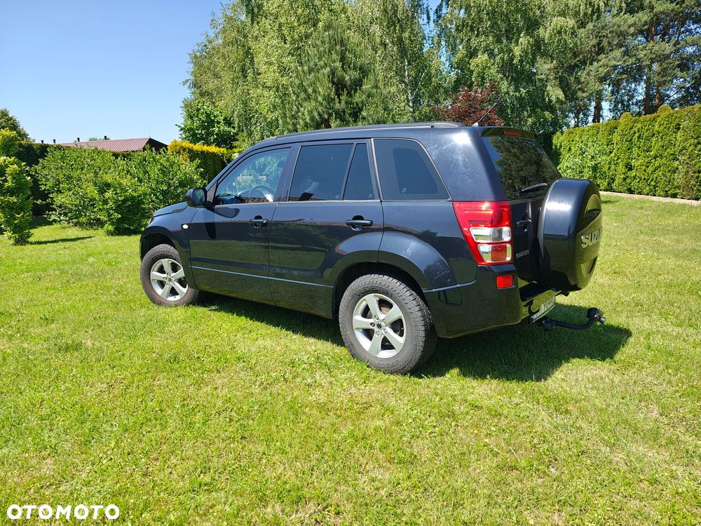 Suzuki Grand Vitara 2.0 Comfort - 2