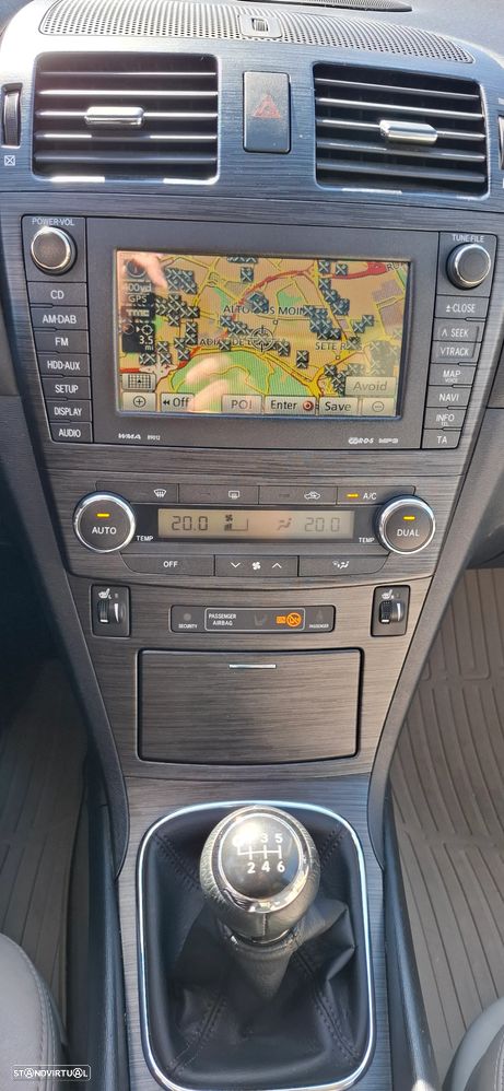 Toyota Avensis SW 2.2 D-CAT Luxury +P.Multimédia - 13