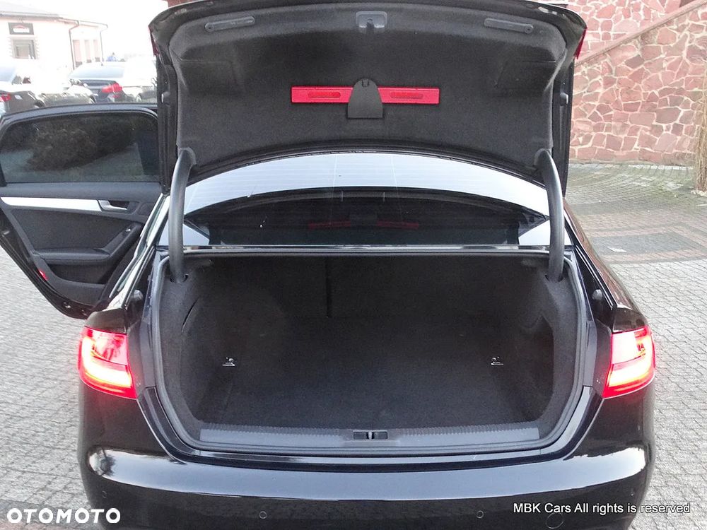 Audi A4 Limousine 2.0 TDI DPF S line Sportpaket - 37