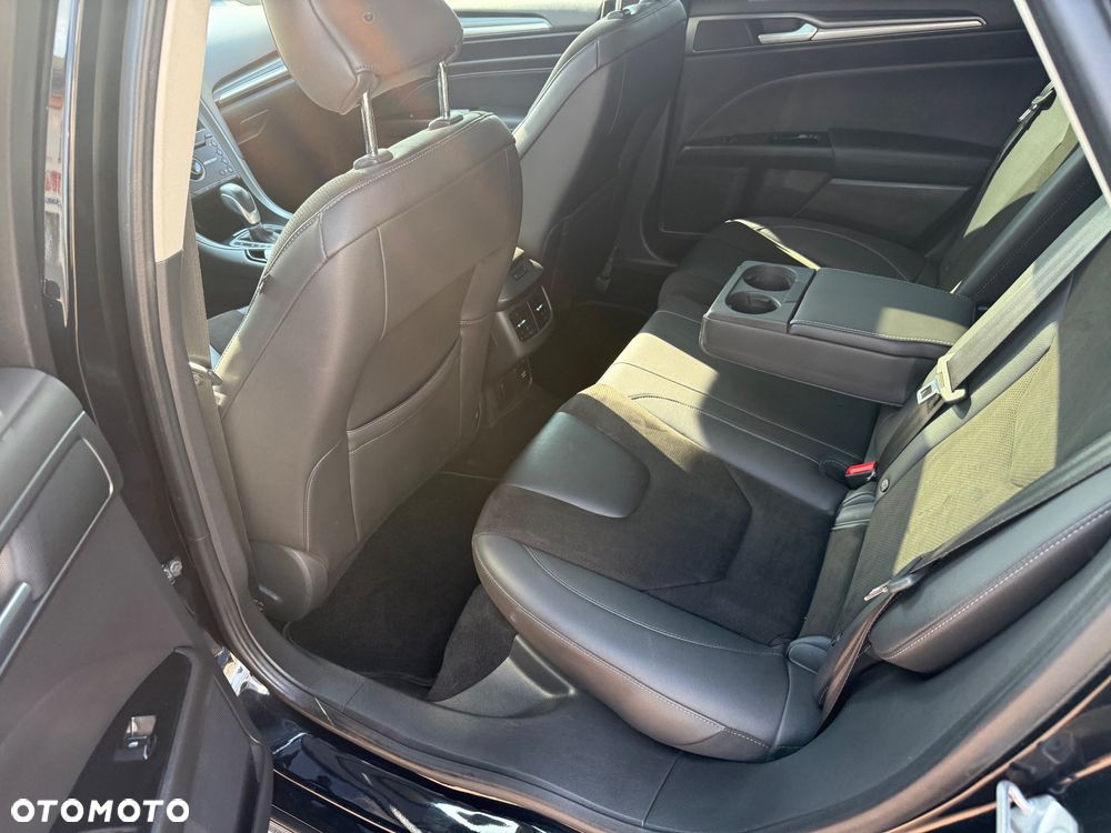 Ford Mondeo 2.0 TDCi Bi-Turbo PowerShift-Aut Titanium - 13