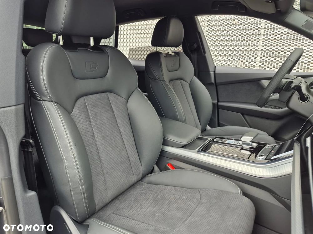 Audi Q8 55 TFSI e PHEV Quattro Tiptronic - 11
