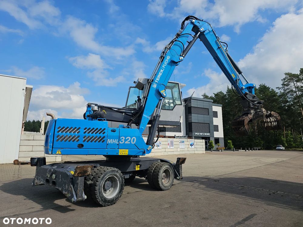 Fuchs MHL 320 - 3